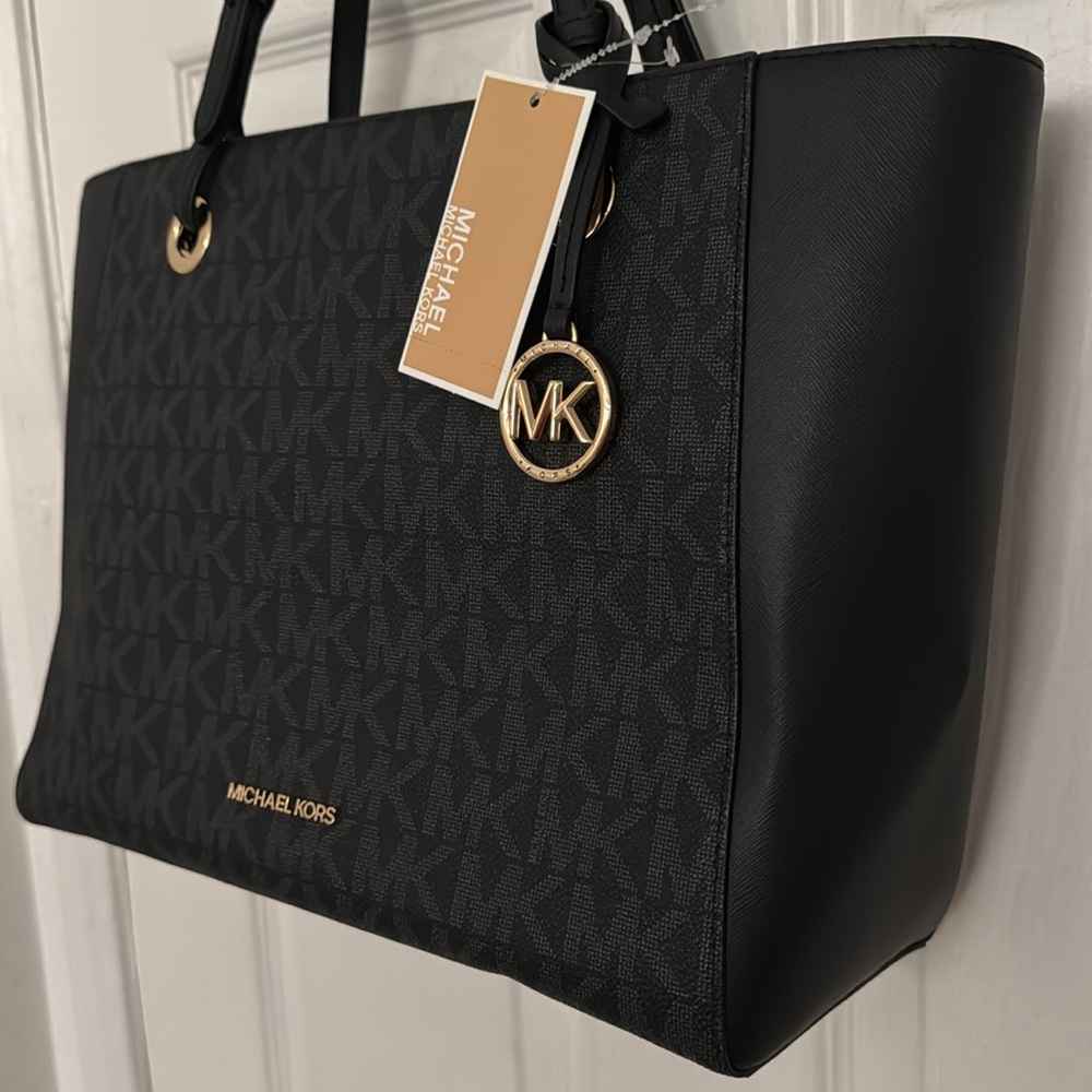 Michael Kors Brand New with tags Walsh Black and Gray Tote Bag Size Medium - Picture 7 of 12